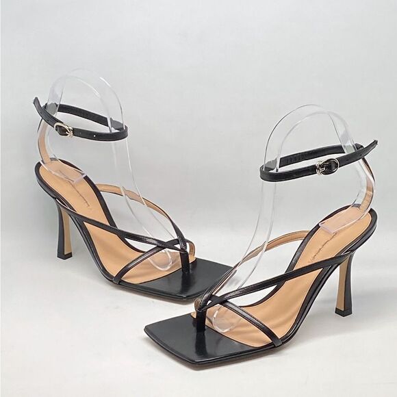 Bottega Veneta Stretch Leather Strappy Thong Sandals size 35.5 - Picture 10 of 13